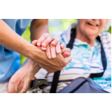contratar cuidador particular para idoso com debilidade física Trindade